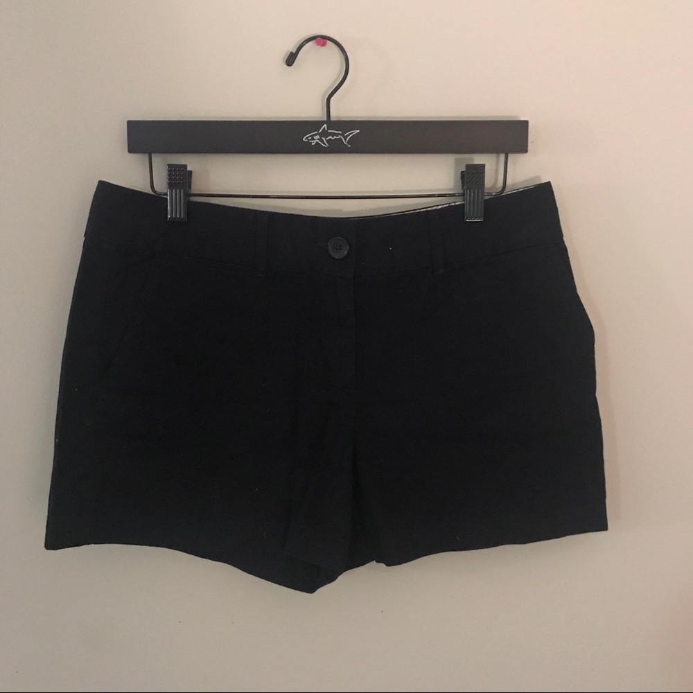 Loft Riviera Shorts Black Size 6. Never worn!